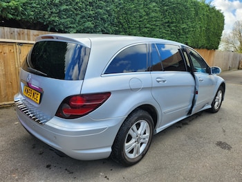 Used Mercedes-Benz R Class 2010 for sale - 78012801: Photo