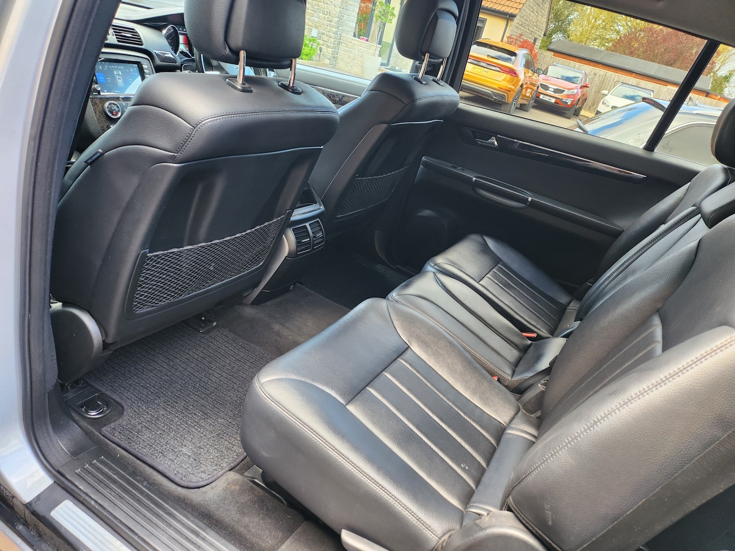 Used Mercedes-Benz R Class 2010 for sale - 78012801: Photo 9