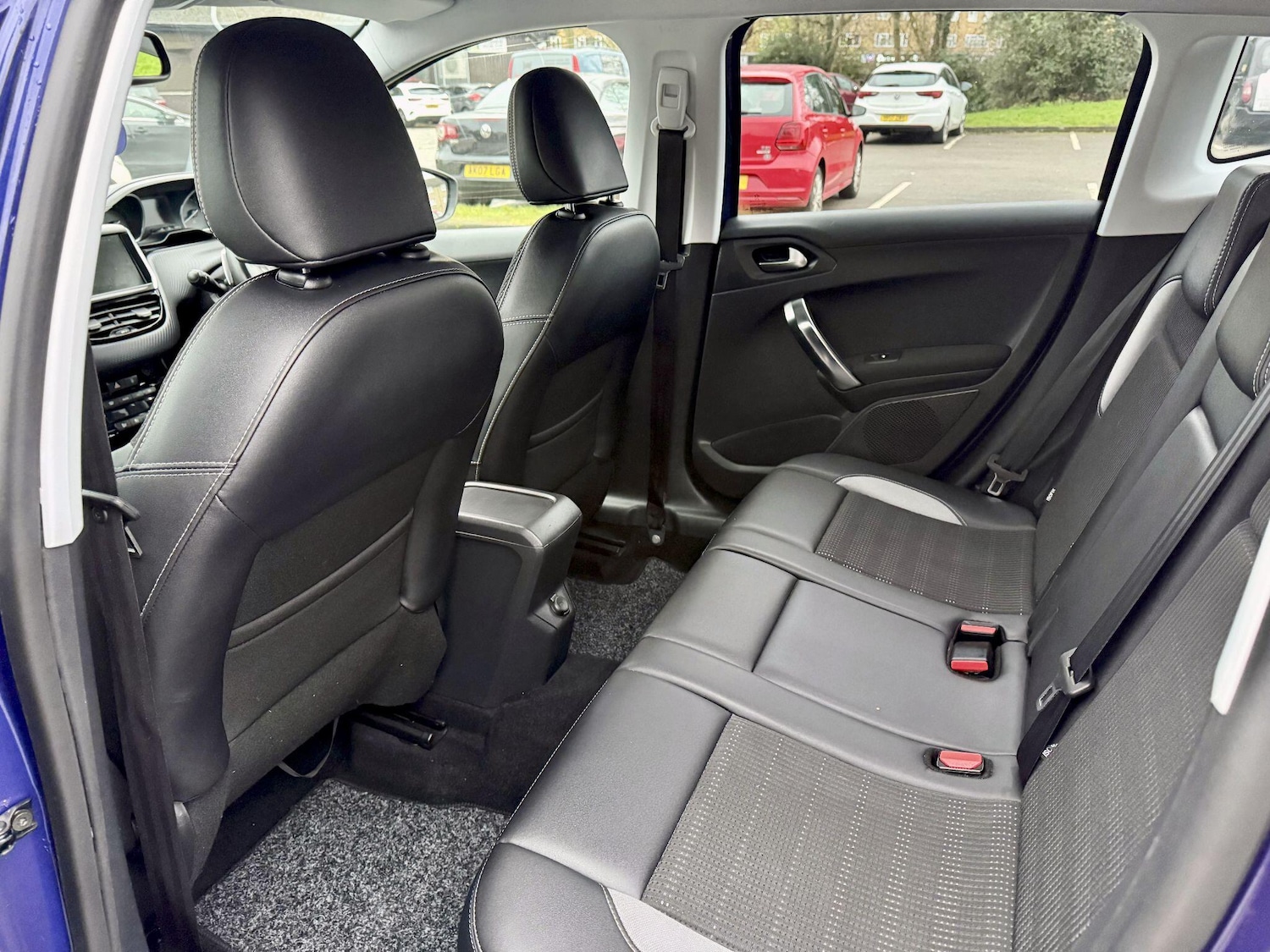 Used Peugeot 2008 2014 for sale - 77020864: Photo 12