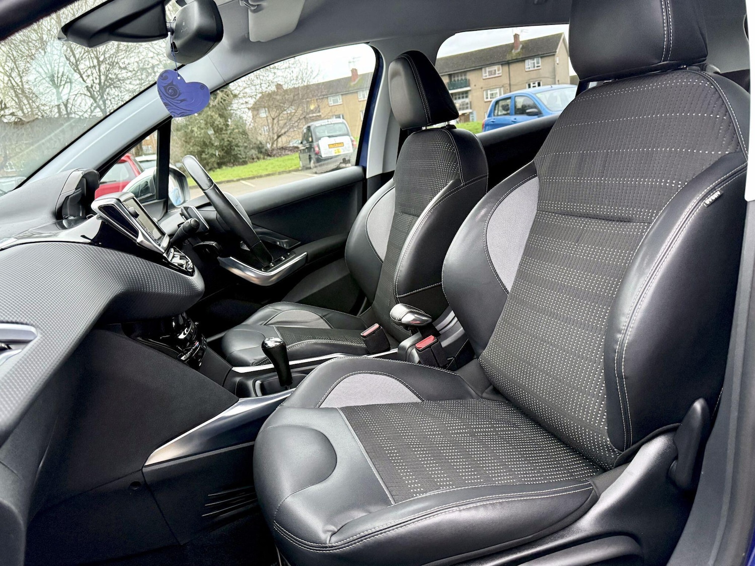 Used Peugeot 2008 2014 for sale - 77020864: Photo 22