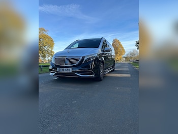 Used Mercedes-Benz V-Class 2019 for sale - 76898410: Photo