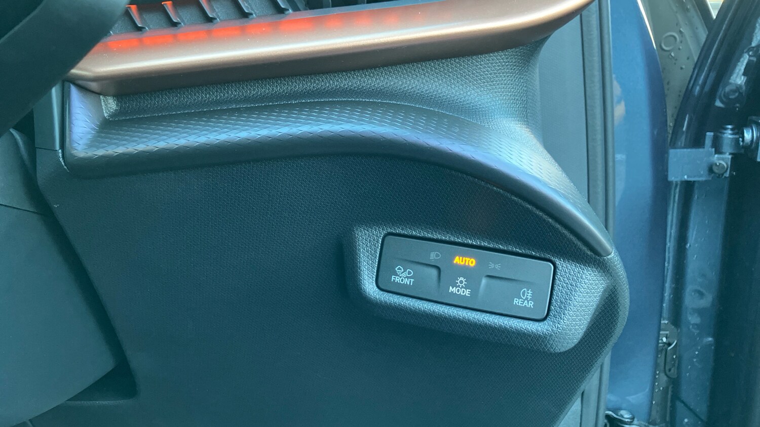 Used Cupra Tavascan 2025 for sale - 76829536: Photo 27