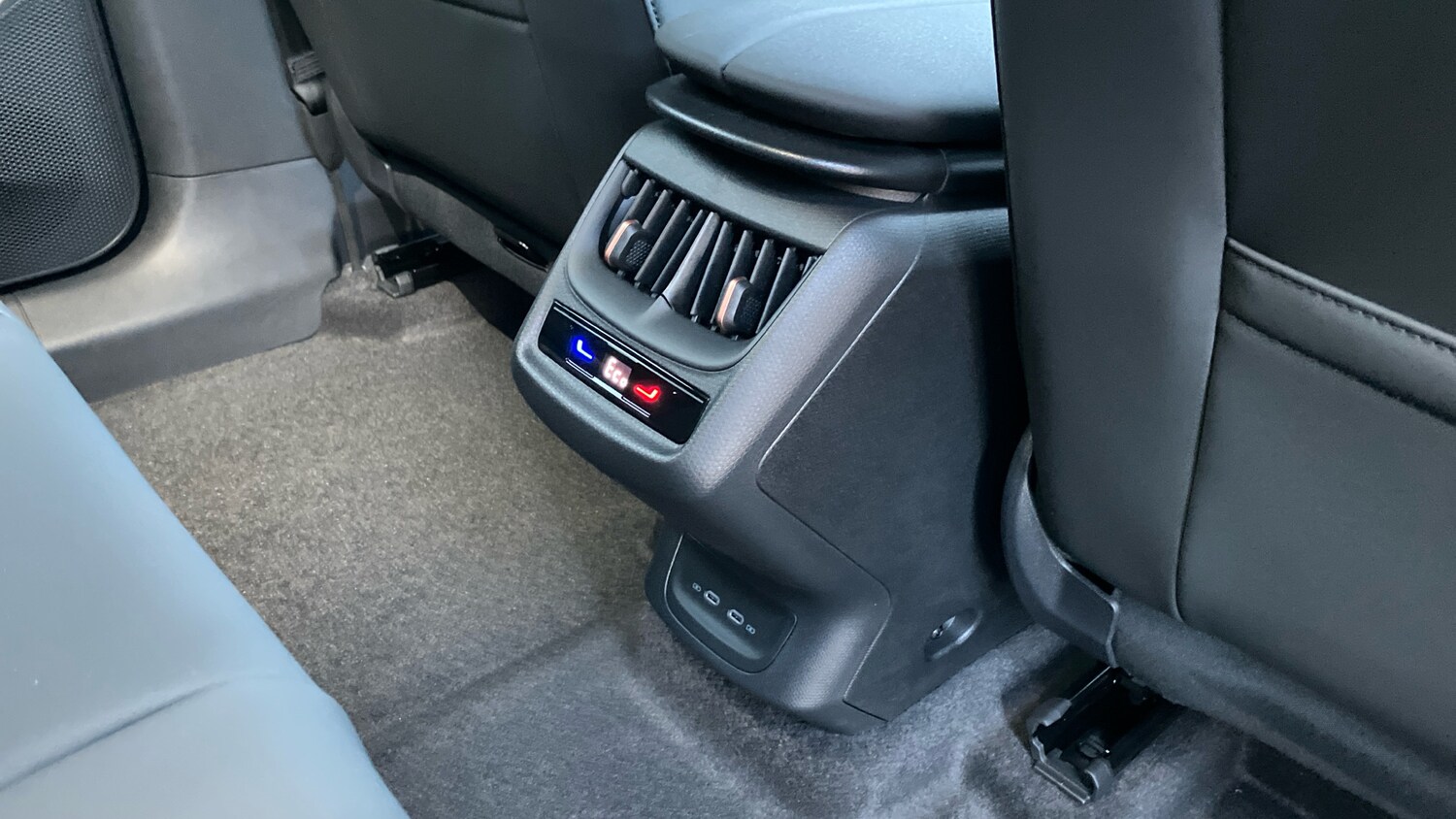 Used Cupra Tavascan 2025 for sale - 76829536: Photo 33