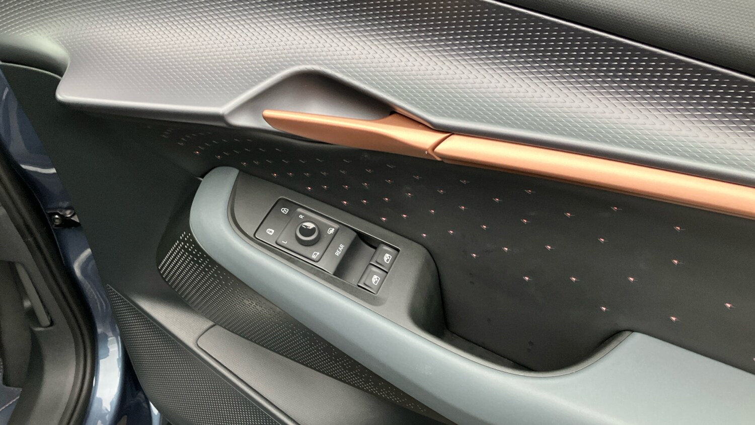 Used Cupra Tavascan 2025 for sale - 75937977: Photo 29