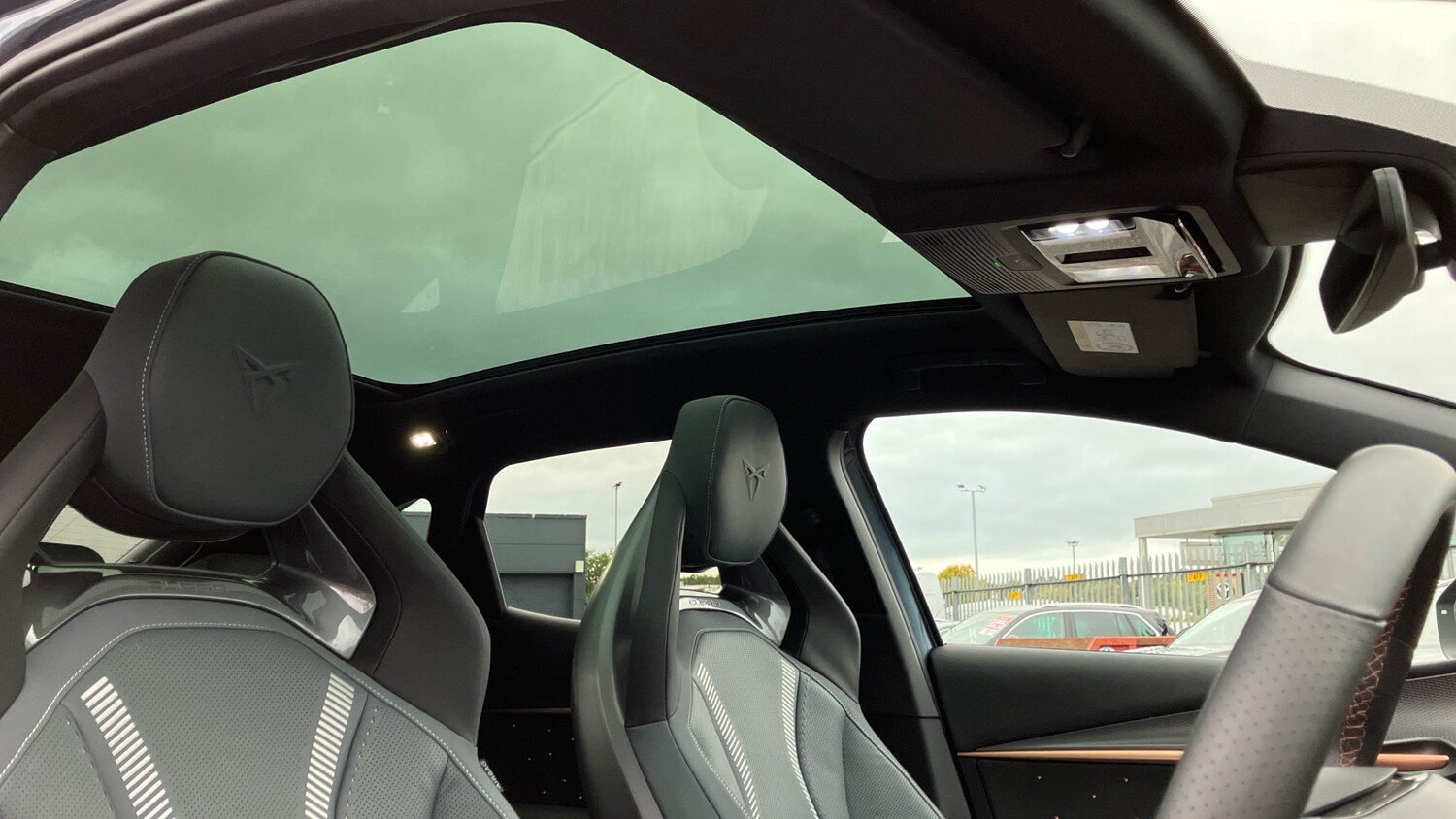 Used Cupra Tavascan 2025 for sale - 75937977: Photo 32