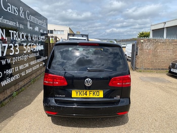 Used Volkswagen Touran 2014 for sale - 78655785: Photo
