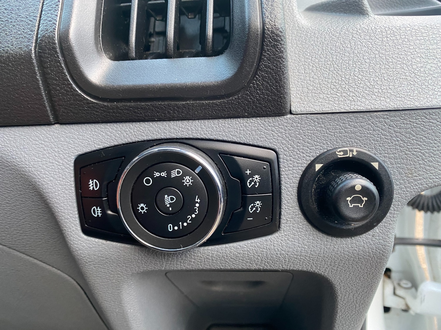 Used Ford Transit 2015 for sale - 77161225: Photo 21