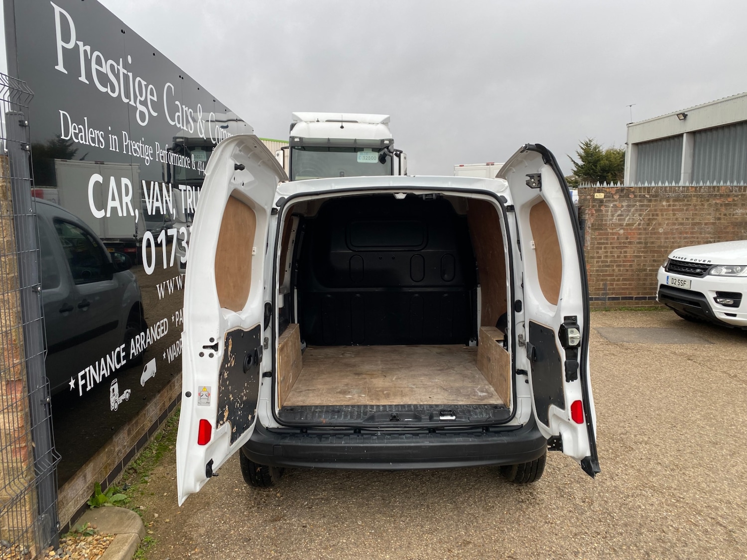 Used Renault Kangoo 2018 for sale - 77129461: Photo 12