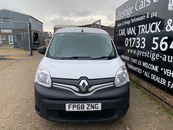Used Renault Kangoo 2018 for sale - 77129461: Photo