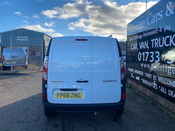 Used Renault Kangoo 2018 for sale - 77129461: Photo