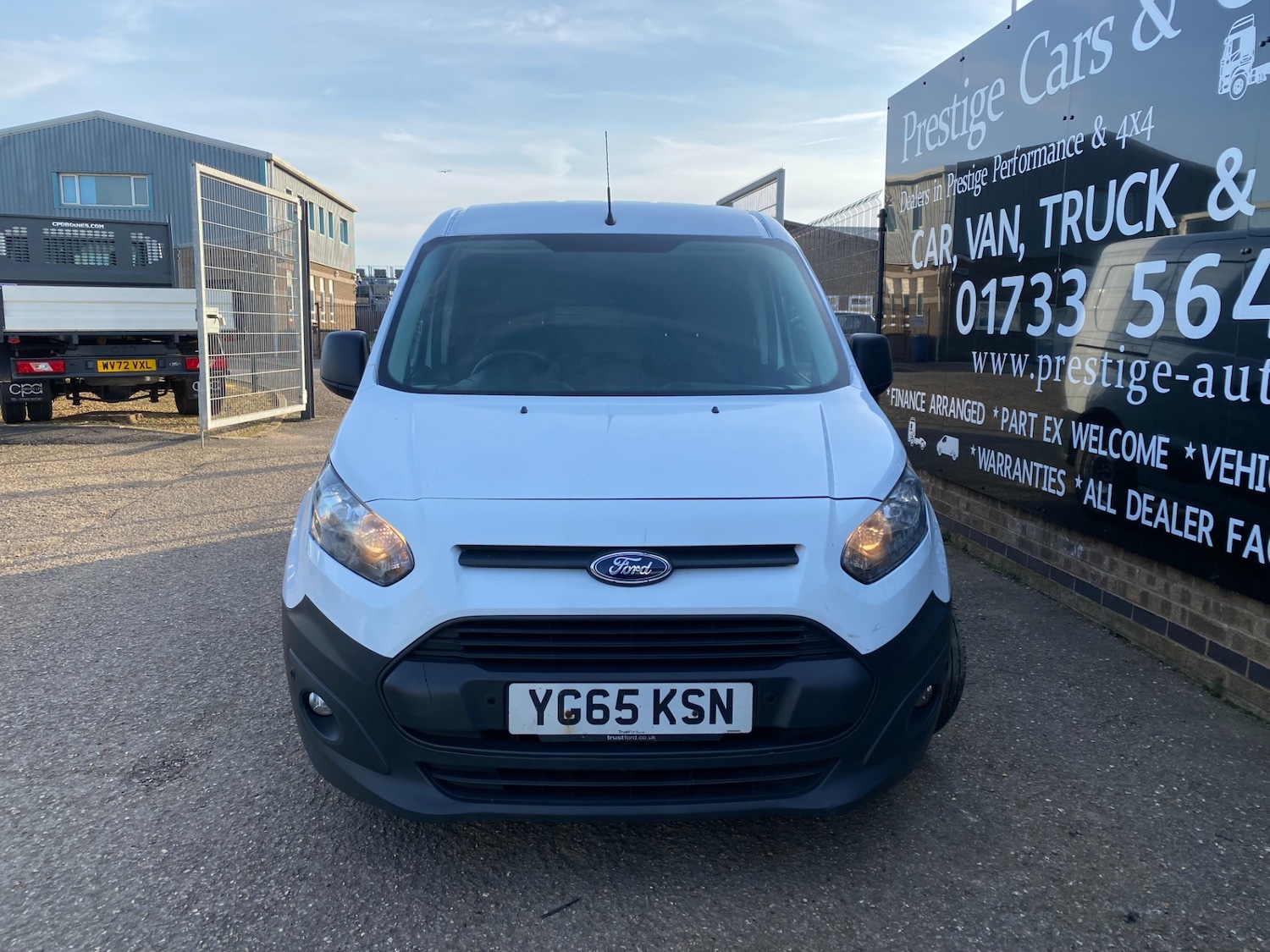 Used Ford Transit Connect 2015 for sale - 76951525: Photo 2