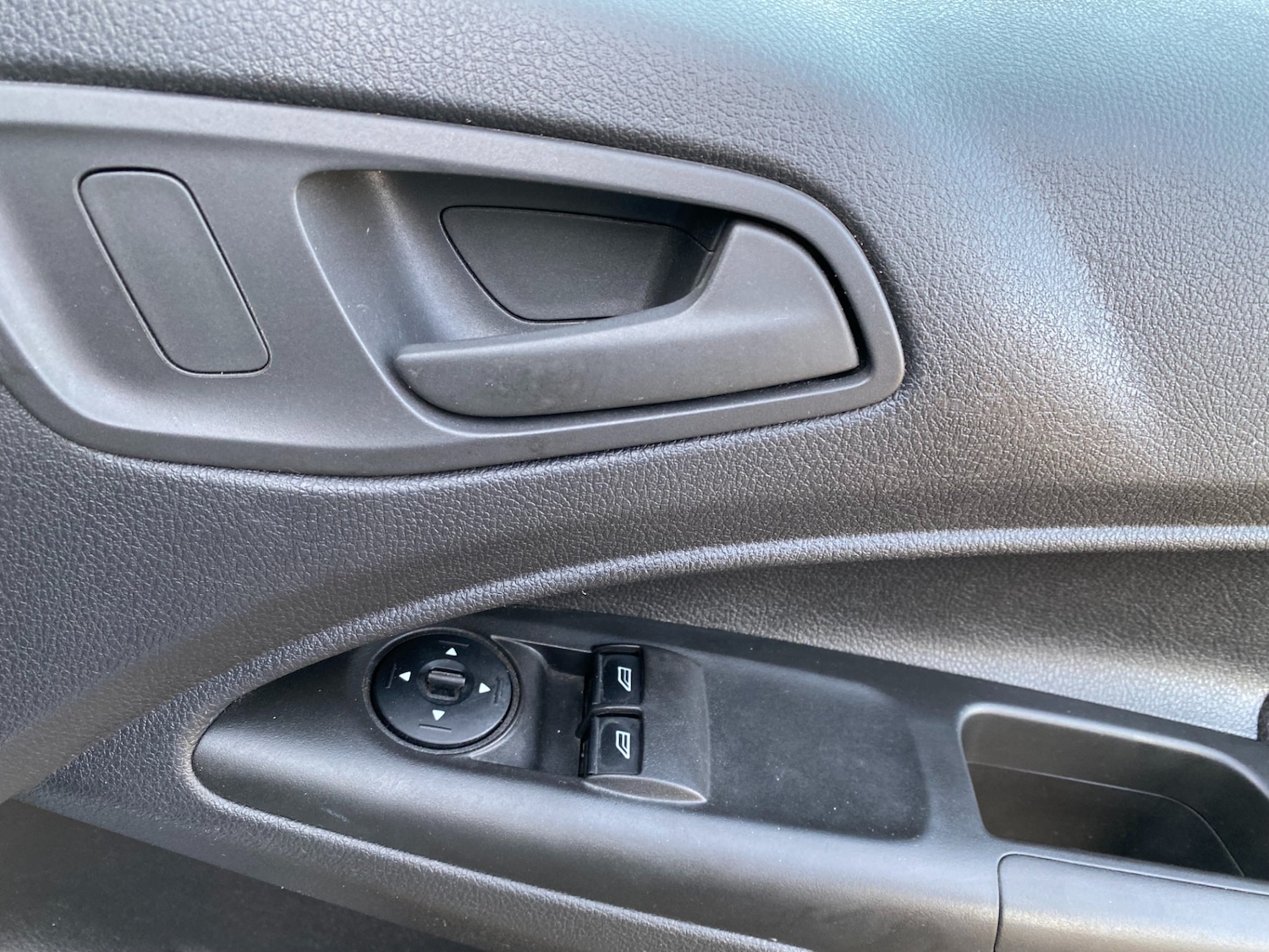 Used Ford Transit Connect 2015 for sale - 76951525: Photo 35