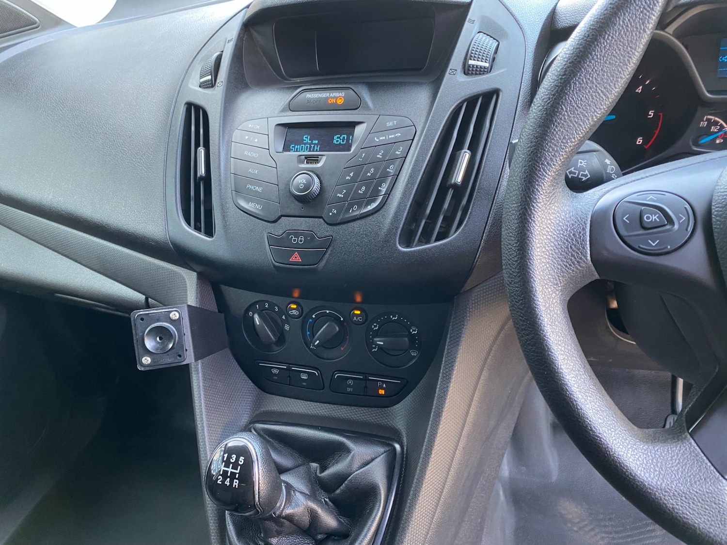 Used Ford Transit Connect 2015 for sale - 76951525: Photo 9