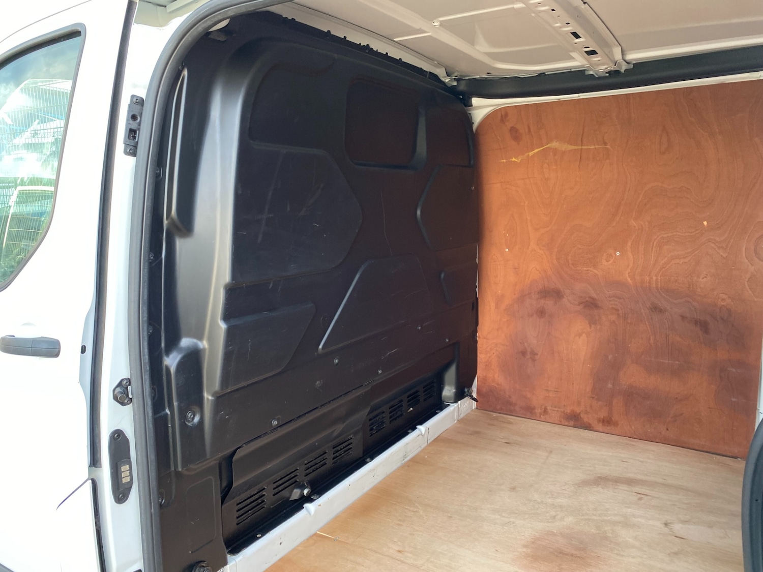 Used Ford Transit Custom 2020 for sale - 76971612: Photo 33