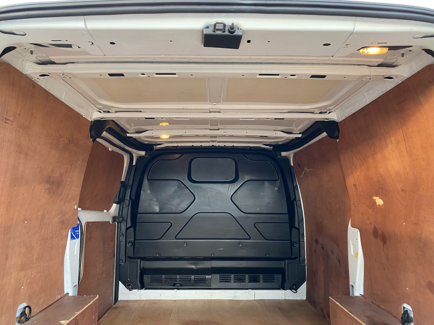 Used Ford Transit Custom 2020 for sale - 76971612: Photo 38