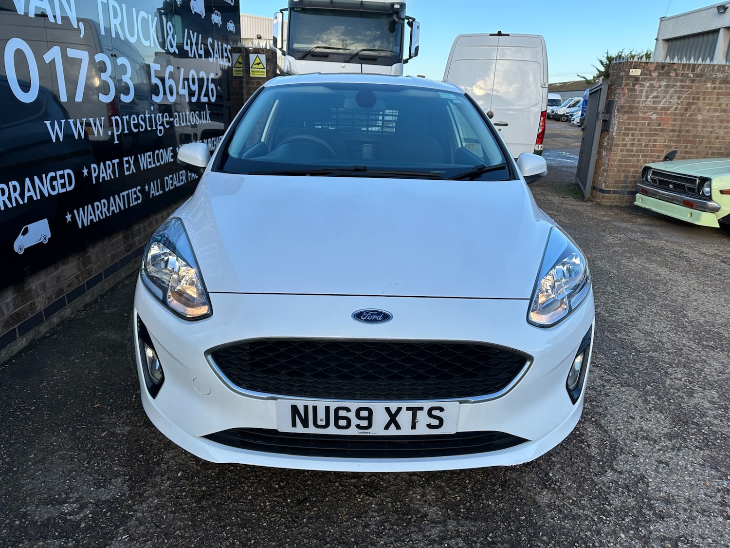 Used Ford Fiesta 2019 for sale - 76879629: Photo 2