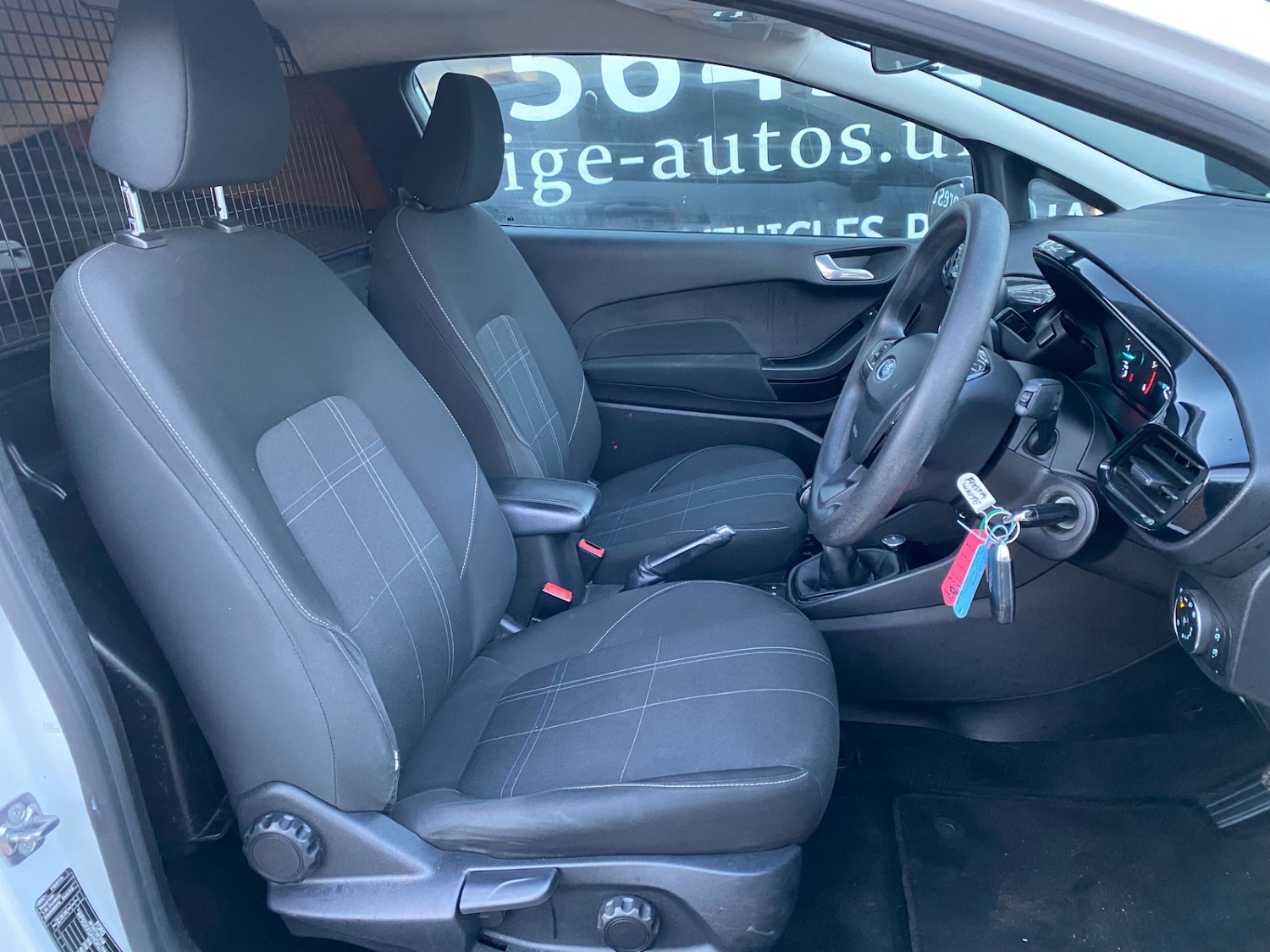 Used Ford Fiesta 2019 for sale - 76879629: Photo 28