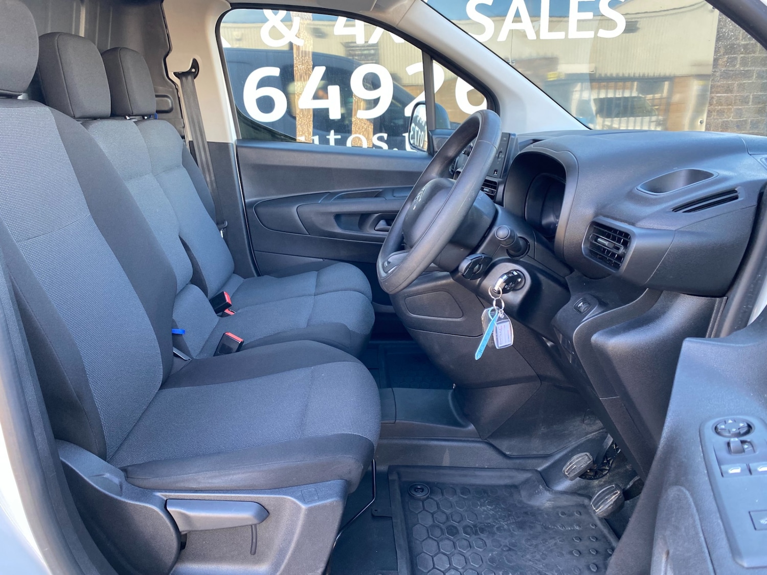 Used Citroen Berlingo 2021 for sale - 77954429: Photo 40