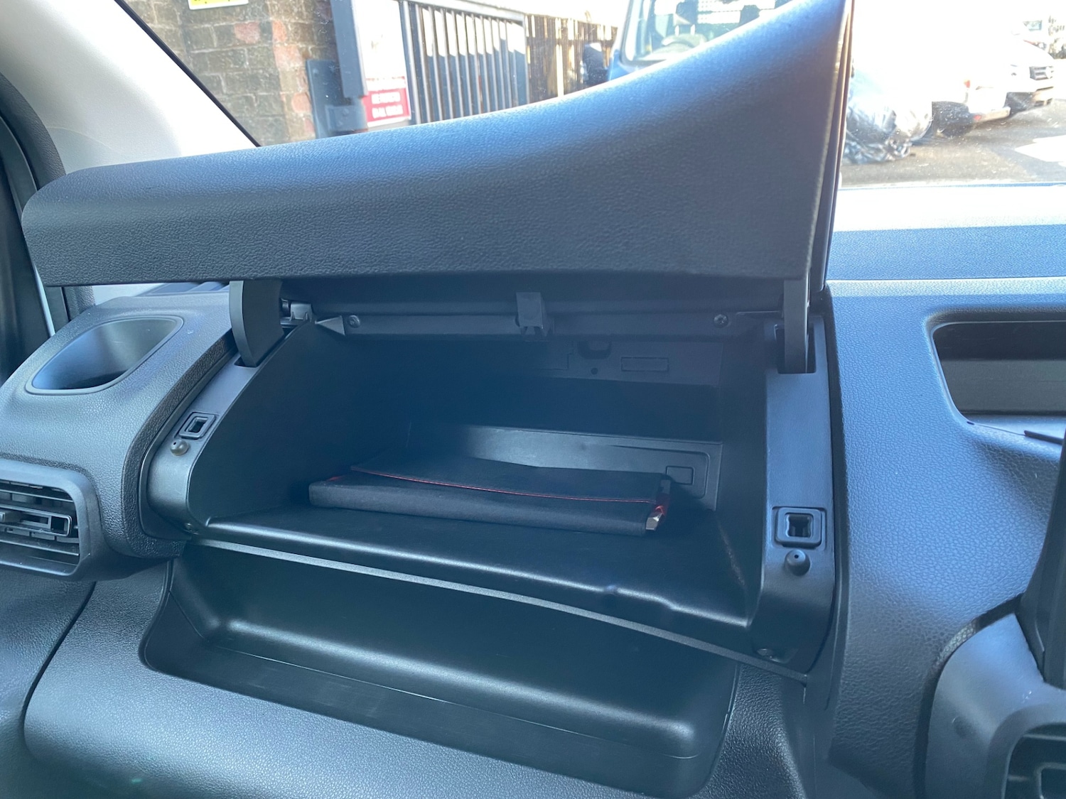 Used Citroen Berlingo 2021 for sale - 77954429: Photo 41