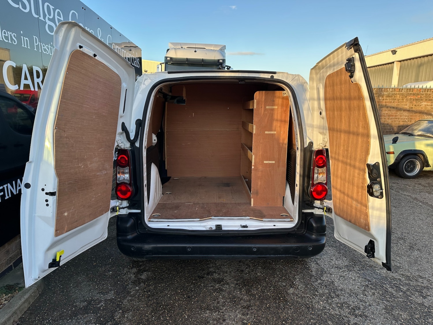 Used Citroen Berlingo 2016 for sale - 76879755: Photo 16