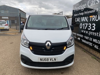 Used Renault Trafic 2018 for sale - 75755035: Photo