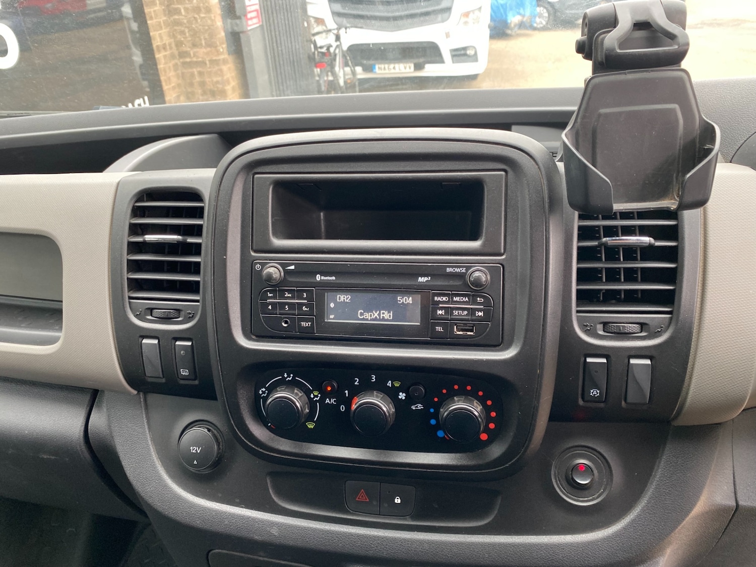 Used Renault Trafic 2018 for sale - 75755035: Photo 33