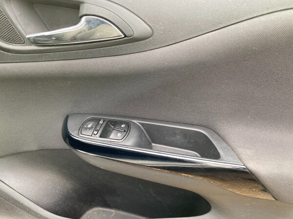 Used Vauxhall Corsa 2017 for sale - 73026038: Photo 25