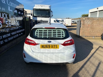 Used Ford Fiesta 2019 for sale - 77721778: Photo