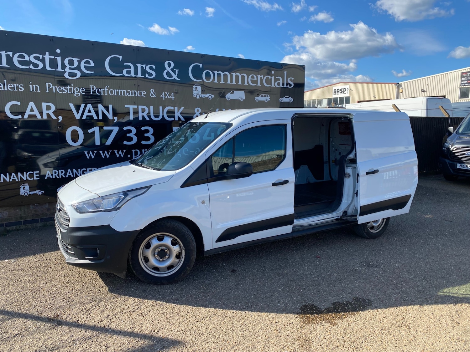 Used Ford Transit Connect 2020 for sale - 78044920: Photo 32