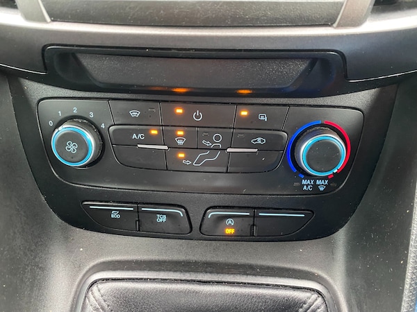 Used Ford Transit Connect 2018 for sale - 73755495: Photo 9
