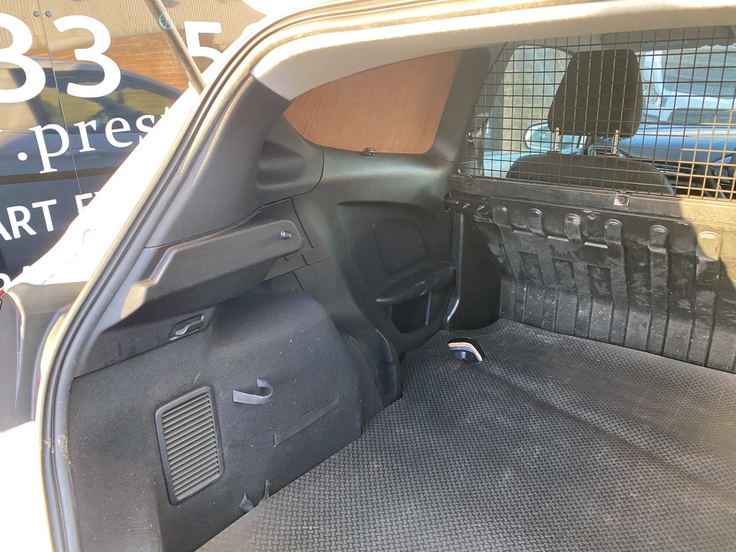 Used Ford Fiesta 2019 for sale - 76879604: Photo 32