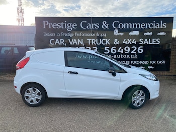 Used Ford Fiesta 2011 for sale - 77883622: Photo