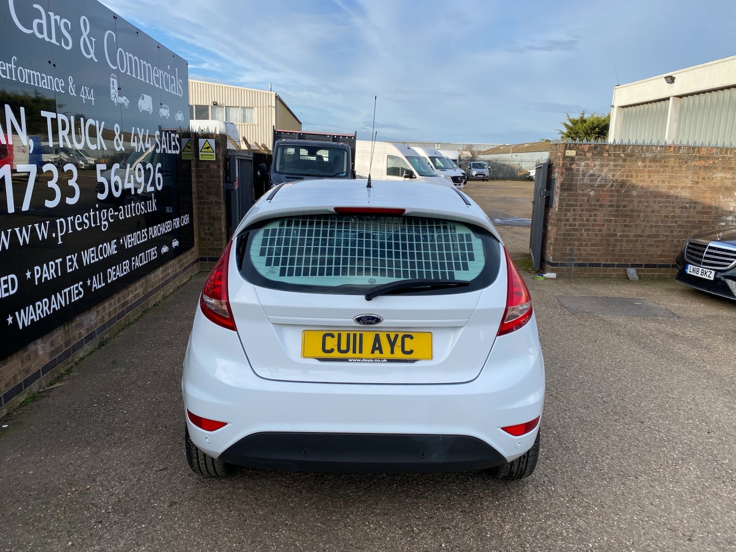 Used Ford Fiesta 2011 for sale - 77883622: Photo 4