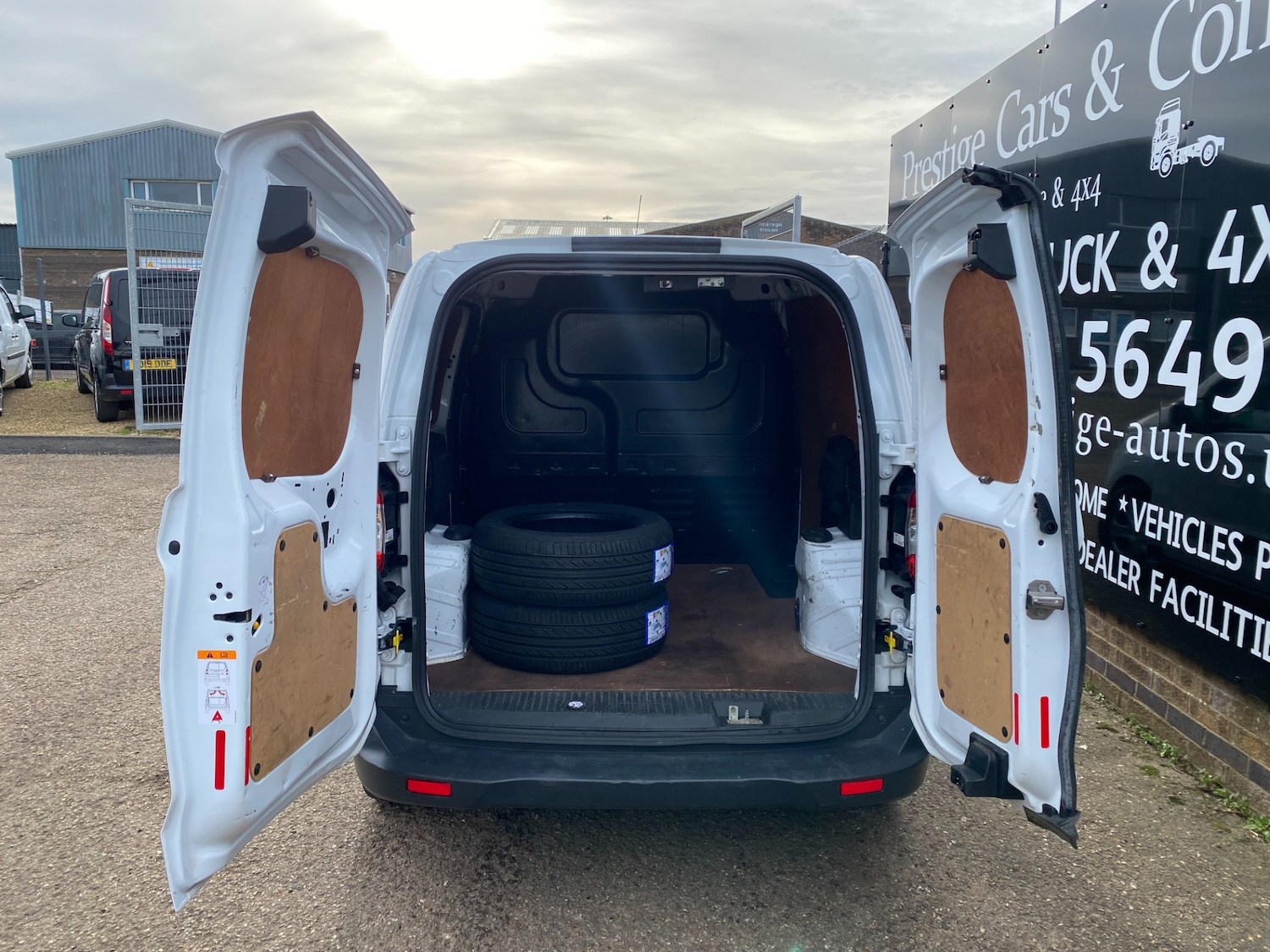 Used Ford Transit Courier 2020 for sale - 76971191: Photo 12