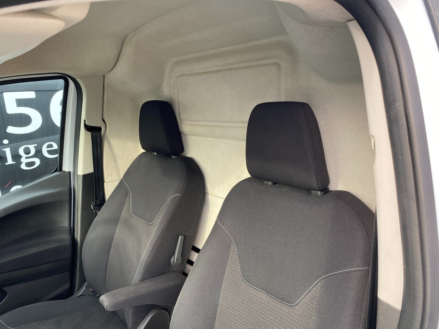 Used Ford Transit Courier 2020 for sale - 76971191: Photo 30