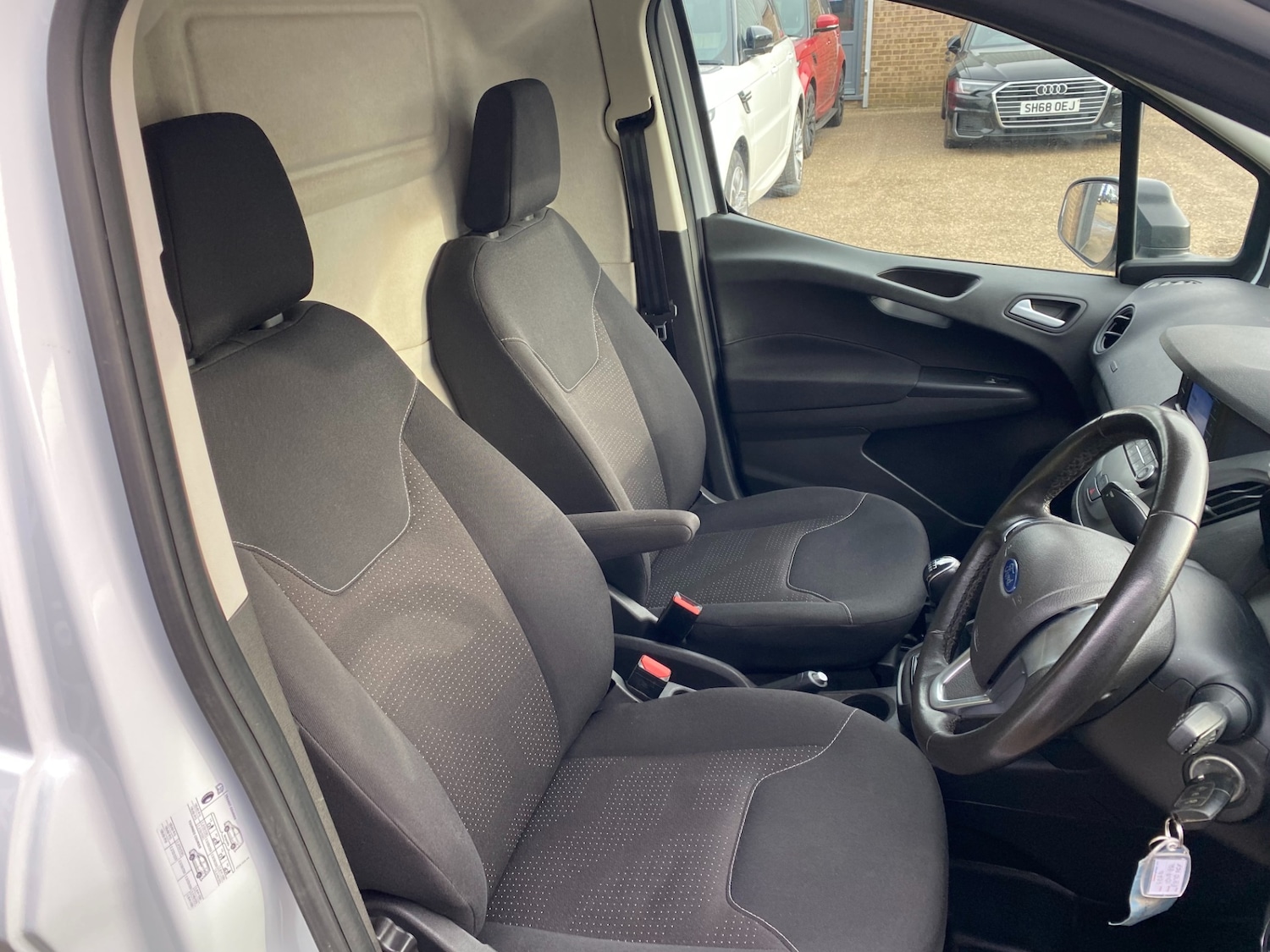 Used Ford Transit Courier 2020 for sale - 76971191: Photo 34