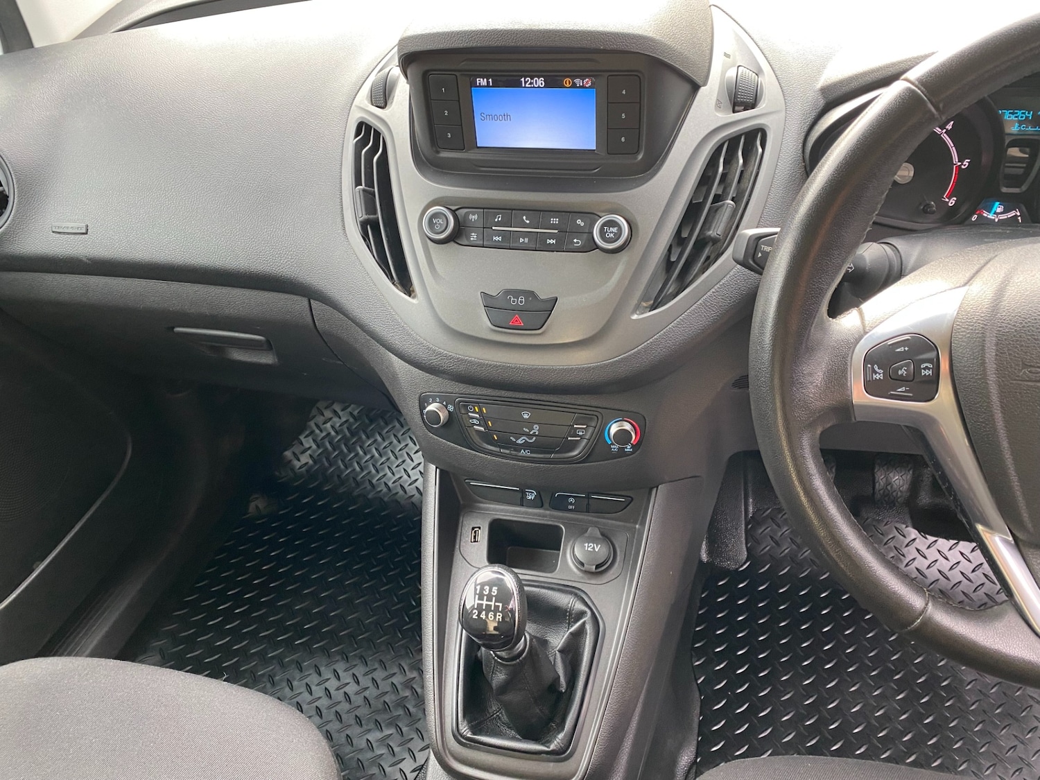 Used Ford Transit Courier 2020 for sale - 76971191: Photo 9