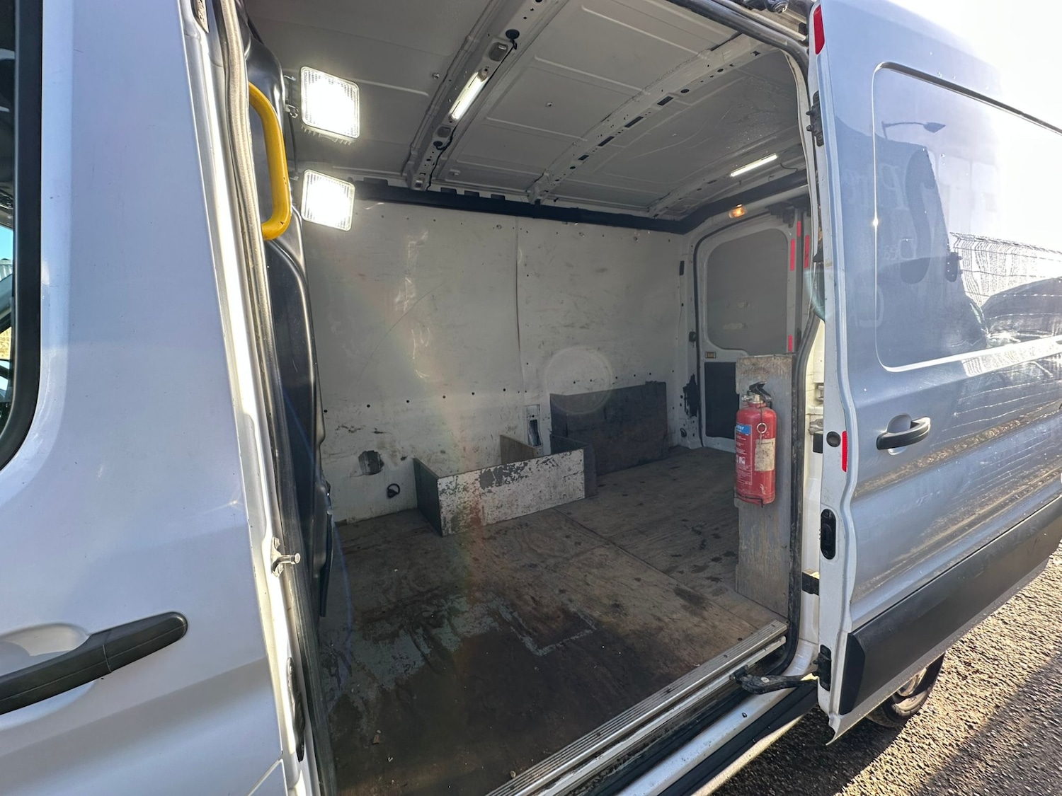 Used Ford Transit 2015 for sale - 76934121: Photo 10