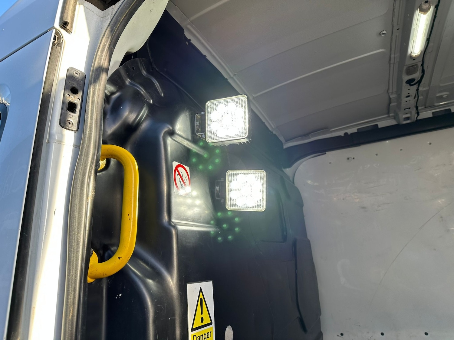 Used Ford Transit 2015 for sale - 76934121: Photo 11