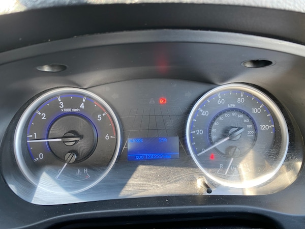Used Toyota Hilux 2018 for sale - 75039428: Photo 13