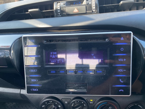 Used Toyota Hilux 2018 for sale - 75039428: Photo 19