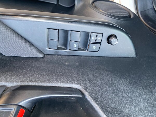 Used Toyota Hilux 2018 for sale - 75039428: Photo 37