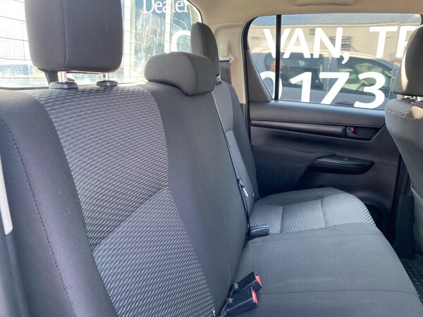 Used Toyota Hilux 2018 for sale - 75039428: Photo 43