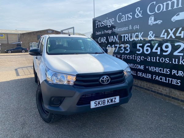 Used Toyota Hilux 2018 for sale - 75039428: Photo 49