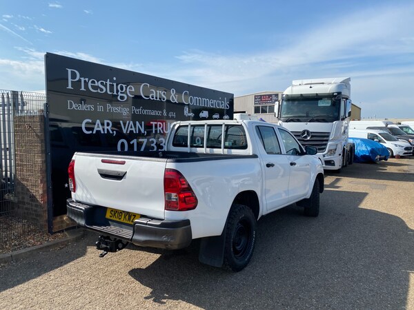 Used Toyota Hilux 2018 for sale - 75039428: Photo 56