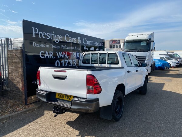 Used Toyota Hilux 2018 for sale - 75039428: Photo 57
