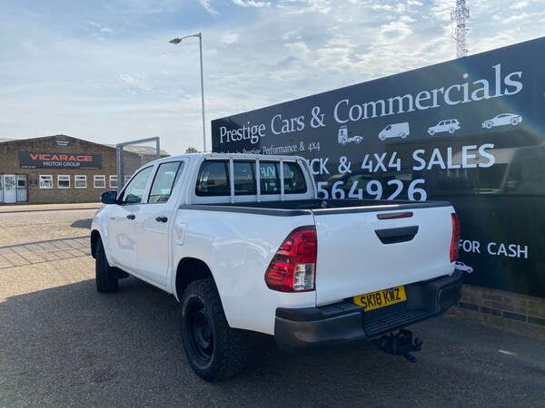 Used Toyota Hilux 2018 for sale - 75039428: Photo 59