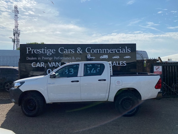 Used Toyota Hilux 2018 for sale - 75039428: Photo 7