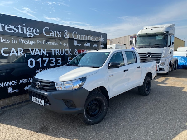 Used Toyota Hilux 2018 for sale - 75039428: Photo 8