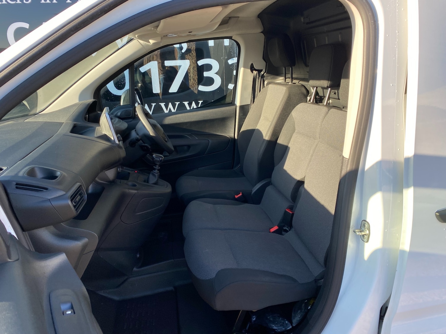 Used Peugeot Partner 2021 for sale - 77570269: Photo 11